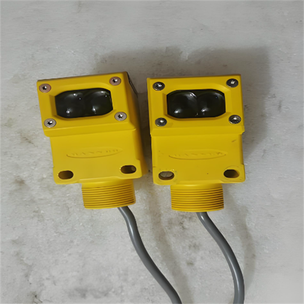 BANNER邦纳Q20系列工业级光电传感器Q20NAF200 W/30